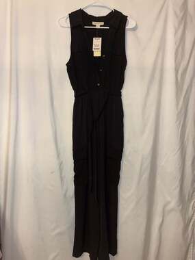 Monteau Los Angeles Sleeveless Button-Down Utility Maxi Dress with Belt
